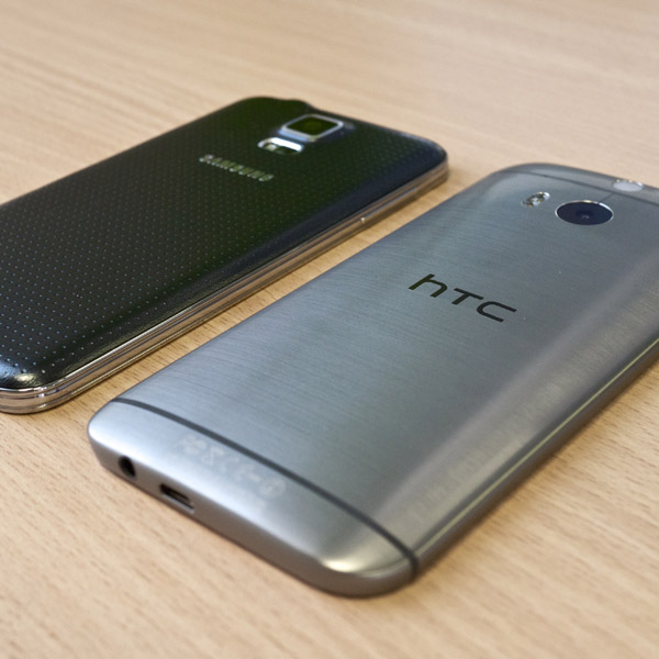 смартфоны,Galaxy S5,HTC One, Samsung против HTC в битве новых смартфонов на Android